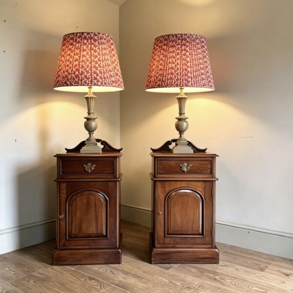 Pair of bedside cabinets
